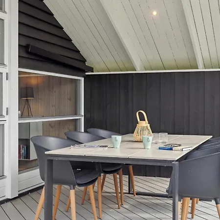 Stunning In Vaeggerlose With Kitchen Boto By
